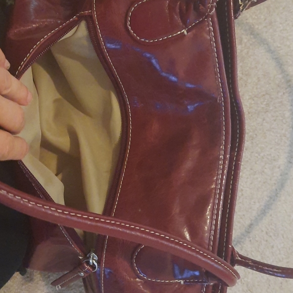 Red purse - Picture 6 of 12